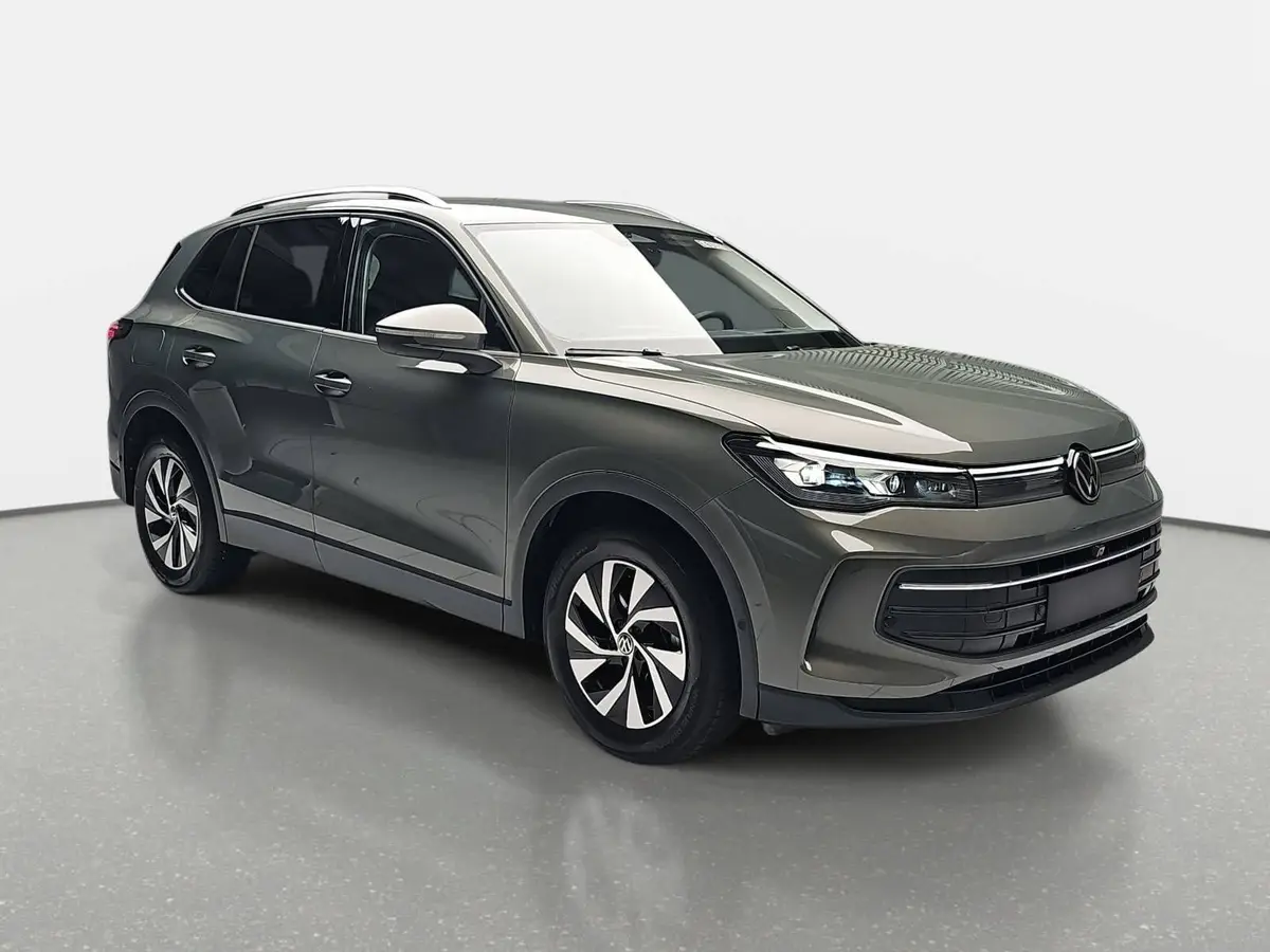 VW TIGUAN 1.5 ETSI DSG LIFE NAVI LED KAMERA AHK
