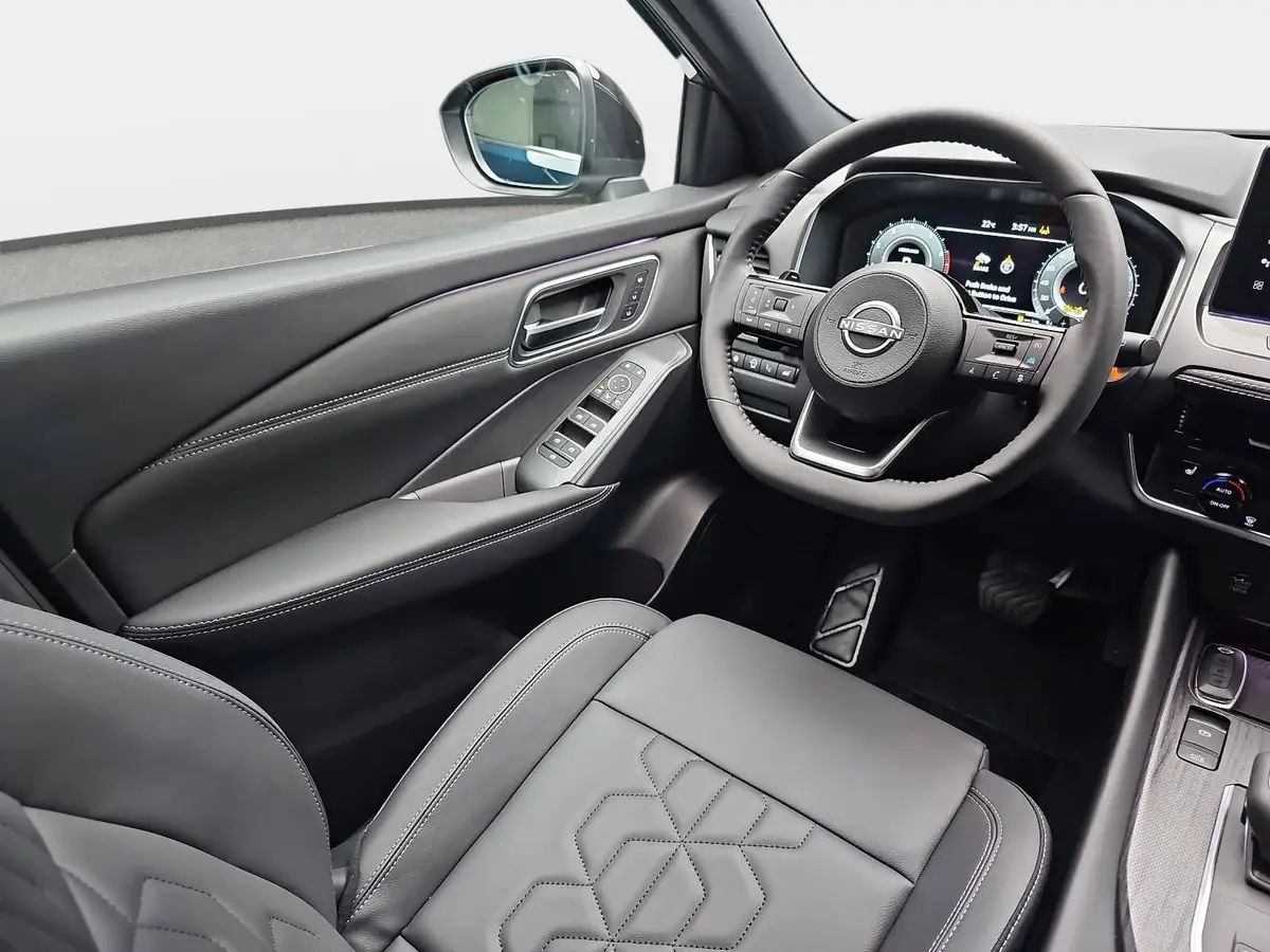 NISSAN QASHQAI 1.3 DIG-T X-TRONIC TEKNA NAVI LED