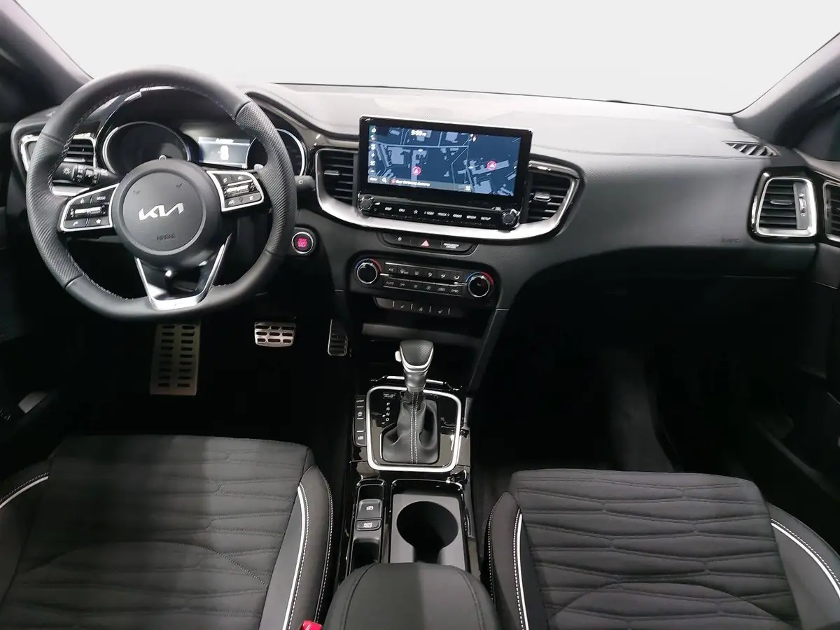 KIA CEED SW 1.5 T-GDI DCT7 GT-LINE