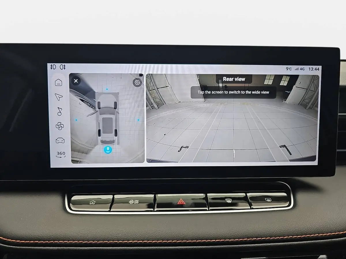 MG HS 1.5 HYBRID+ MY25.5 LUXURY LEDER 360-GRAD-KAMERA 19-ZOLL-LM