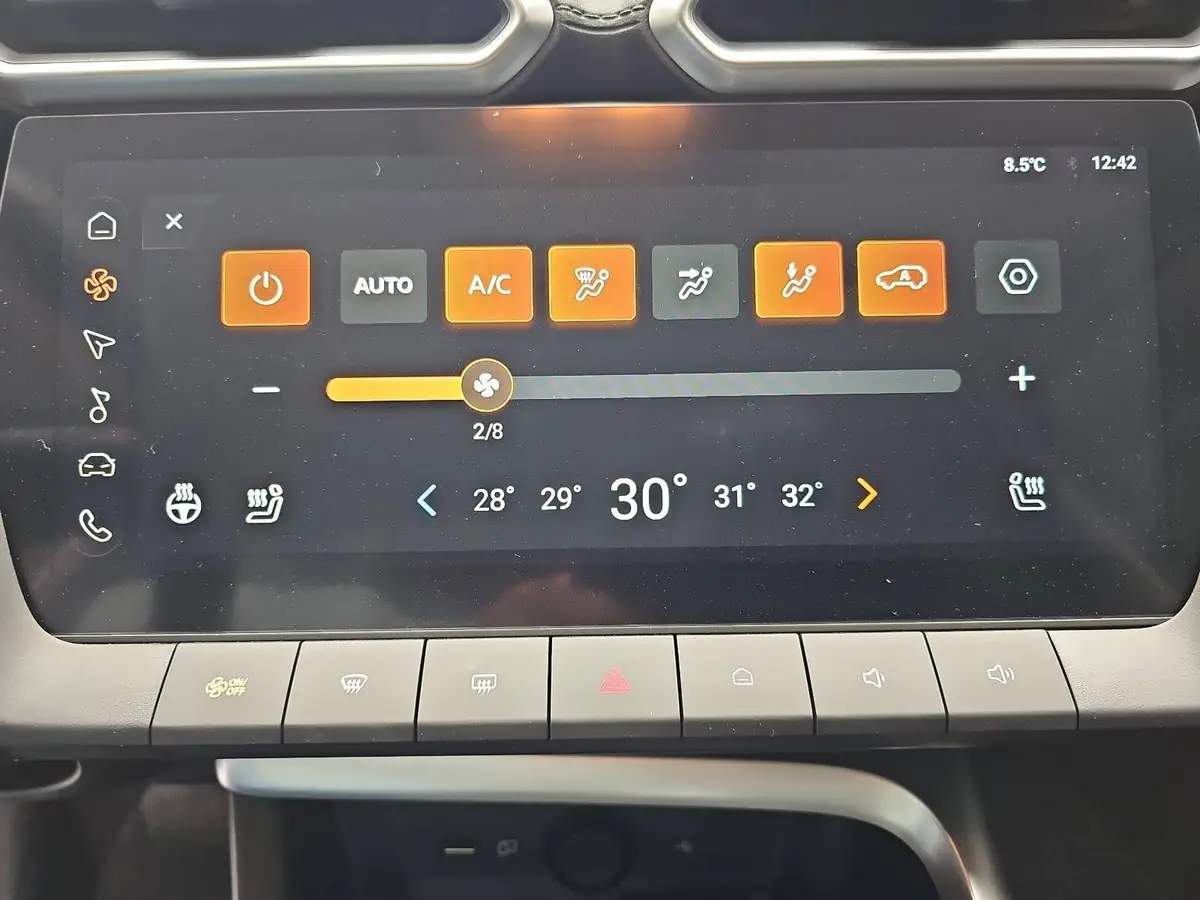 MG ZS 1.5 HYBRID+ MY25.5 LUXURY NAVI LM18 KEYLESS-ENTRY 360-GRAD-KAMERA