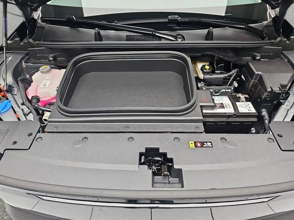 KIA EV2 42.2 KWH EARTH MJ27 WINTER-CONNECT TECHNOLOGY DRIVEWISE-PARK DESIGN