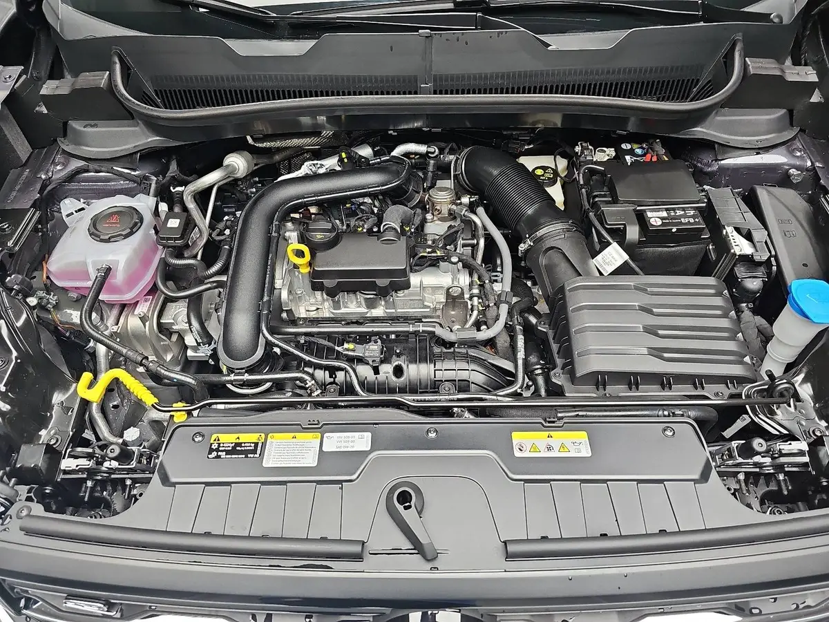 VW T-CROSS 1.0 TSI DSG R-LINE IQ-LED ACC WINTER SICHT KAMERA 