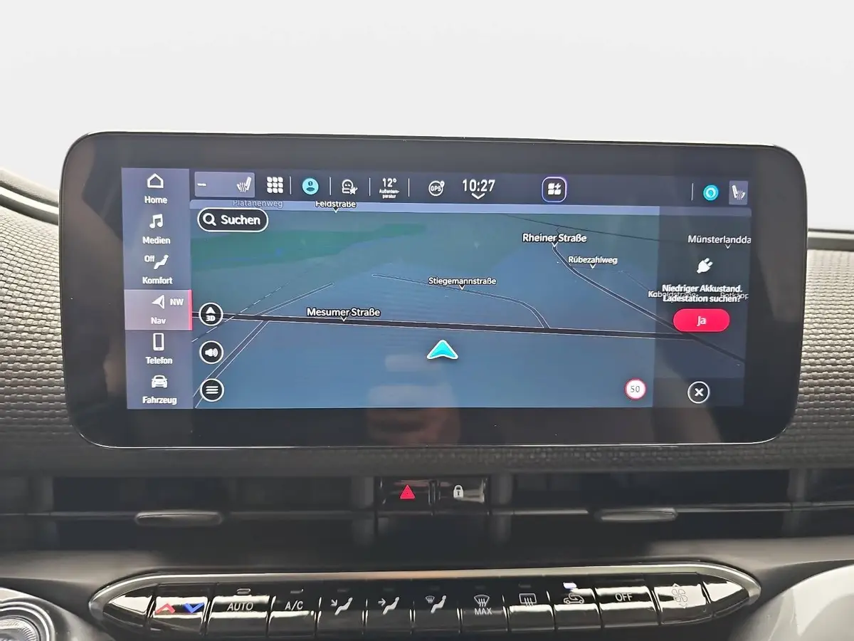 FIAT 500E ELEKTRO 42 KWH WINTERRÄDER BY BOCELLI NAVI KLIMA LED JBL APPLE/ANDROID LM17