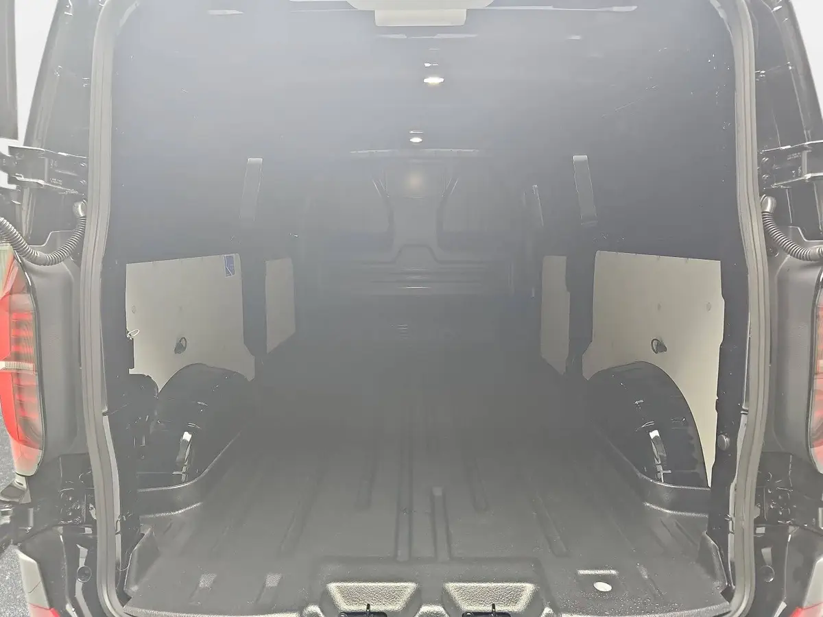 VW T7 TRANSPORTER 2.0 TDI DSG KASTEN L2H1 NAVI LED ACC WINTER 3-S KA