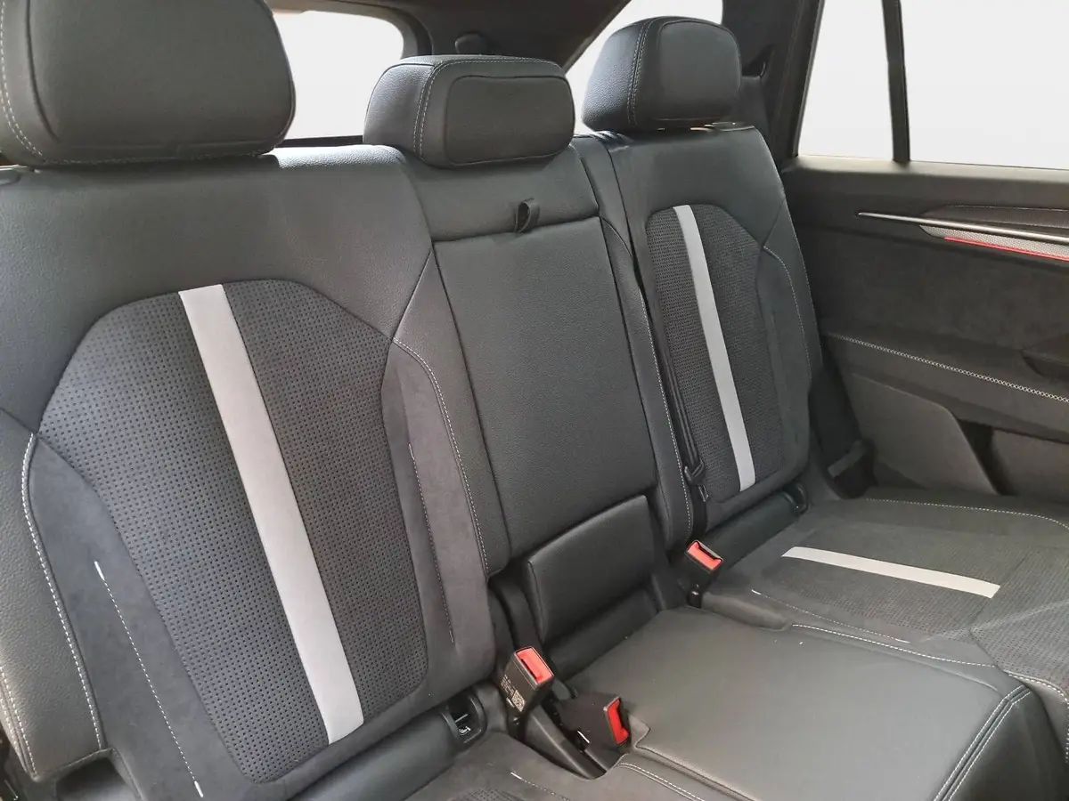 SKODA KODIAQ 1.5 TSI DSG SPORTLINE NAVI LED ACC PANO WINTER AHK