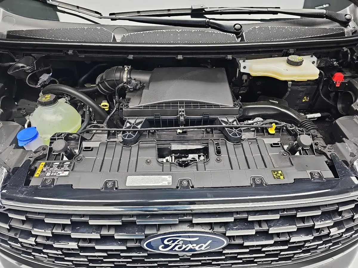 FORD TOURNEO CUSTOM 2.0 ECOBLUE AUTO. L1 TITANIUM X NAVI LED AHK