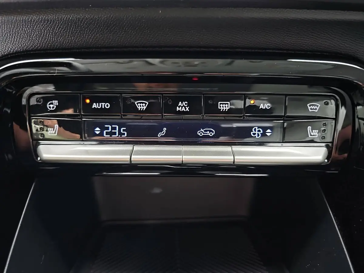 CITROËN C3 AIRCROSS 1.2 HYBRID 145 E-DCS6 PLUS 7-S