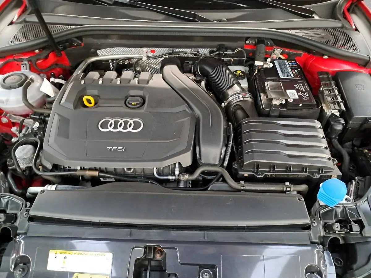 AUDI A3 35 TFSI DSG SPORTBACK LED PDC LM18