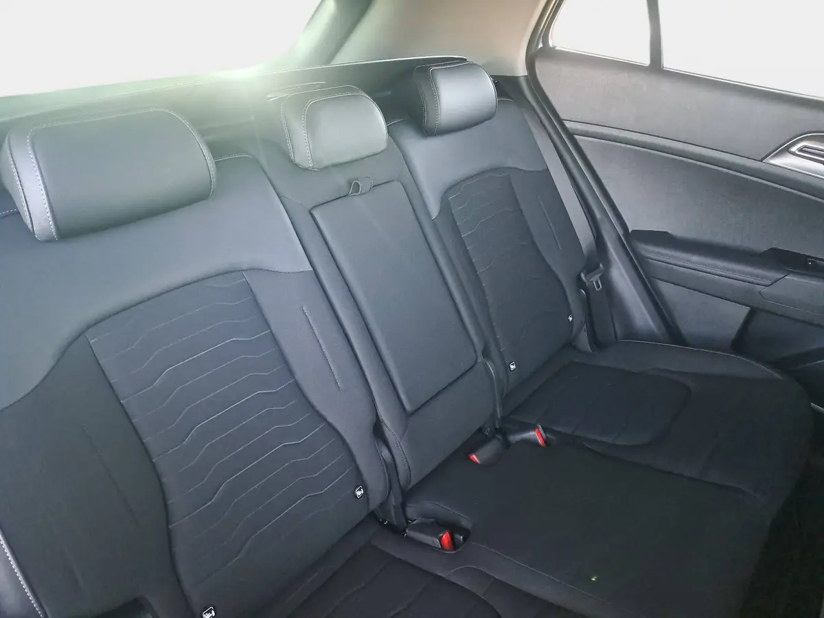 KIA SPORTAGE 1.6 T-GDI 150 2WD DCT VISION MJ26 KOMFORT