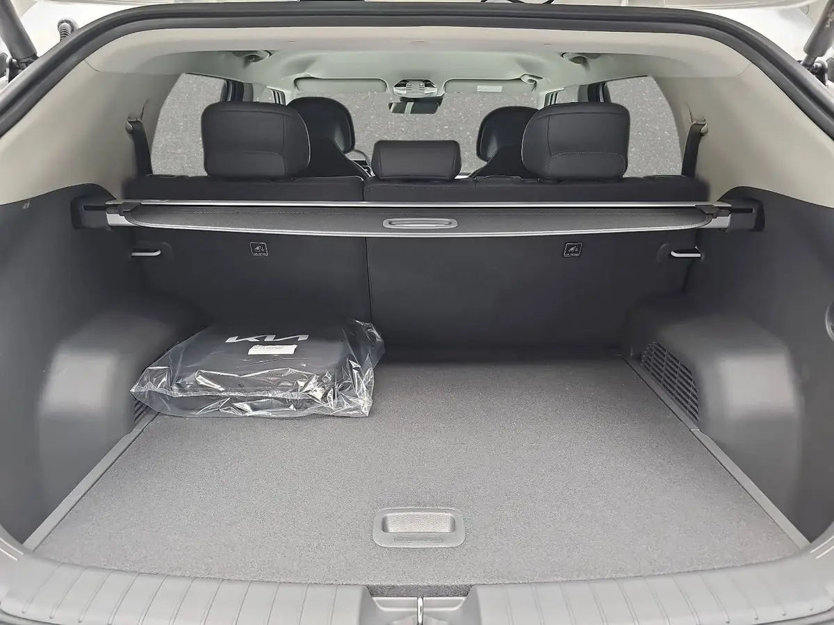 KIA EV3 58.3 KWH EARTH MJ26 WINTER-CONNECT BUSINESS UPGRADE DRIVEWISE-PARK