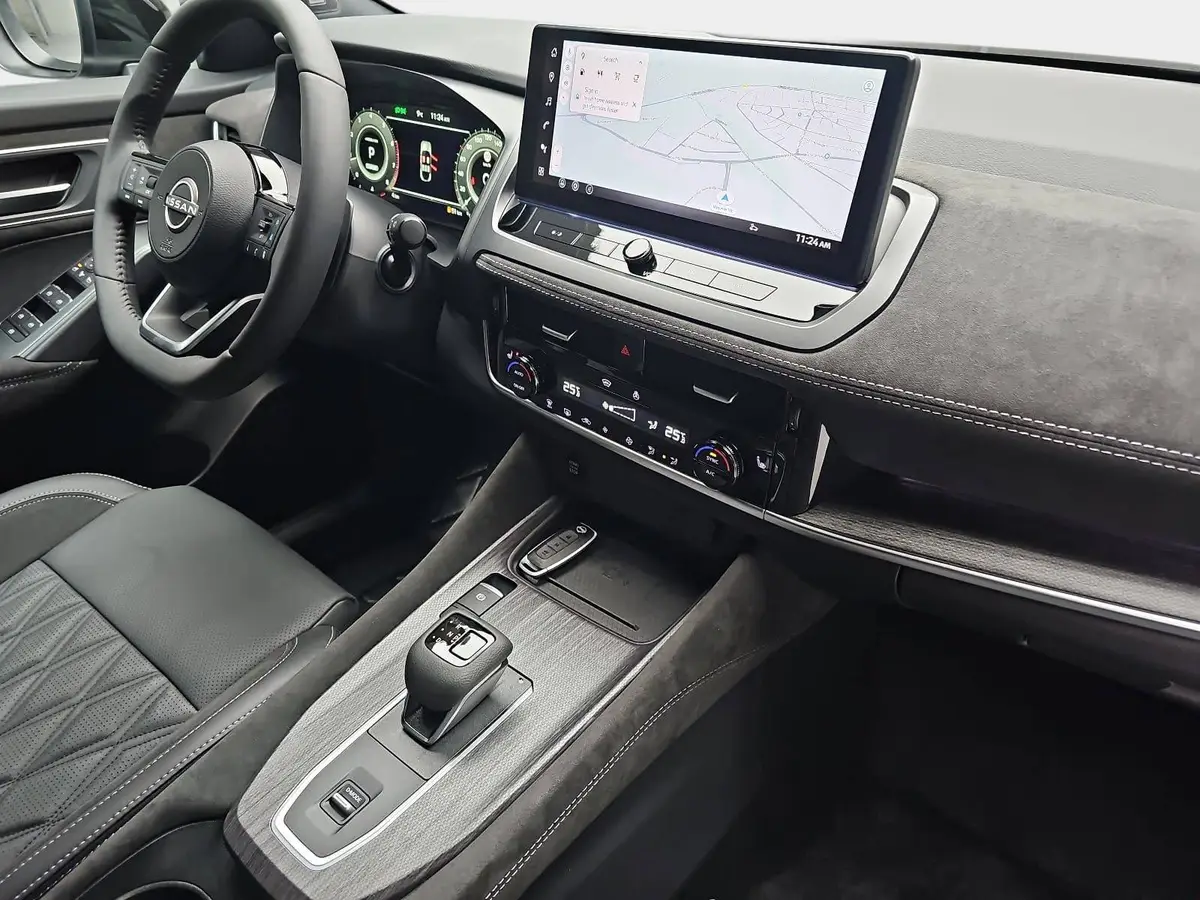 NISSAN QASHQAI 1.3 DIG-T MHEV AUTO. TEKNA PREMIUM PAKET 2-FARBEN