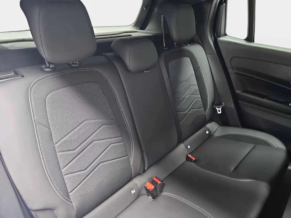 JEEP AVENGER 1.2 E-HYBRID T3 DCT BLACK EDITION MJ26