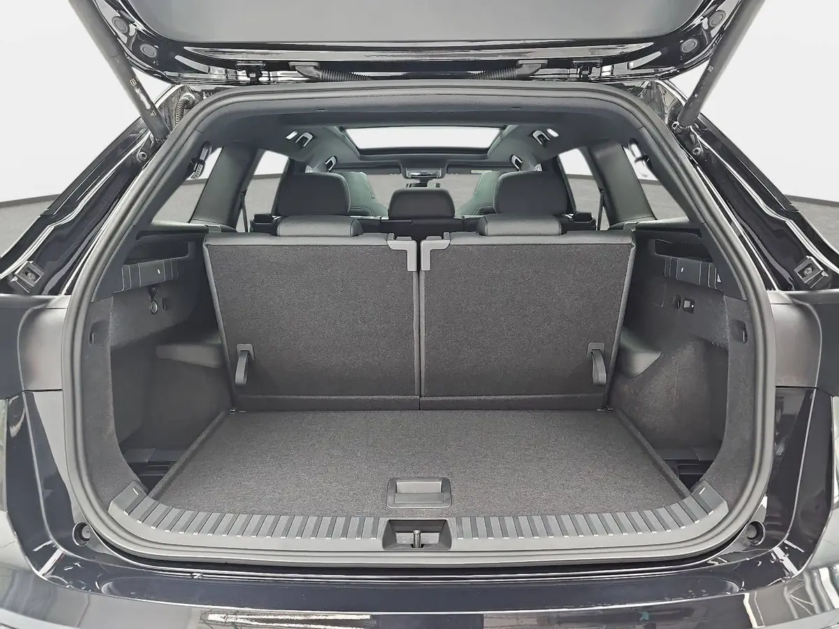 SKODA KODIAQ 1.5 TSI DSG SPORTLINE NAVI MATRIX 7-S LM20
