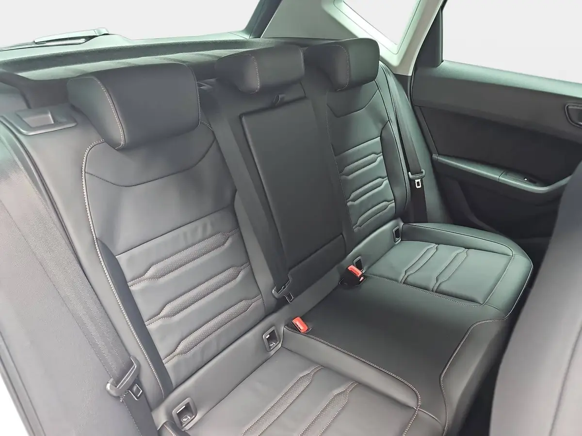 CUPRA ATECA 1.5 TSI DSG NAVI LED ACC LEDER AHK LM19