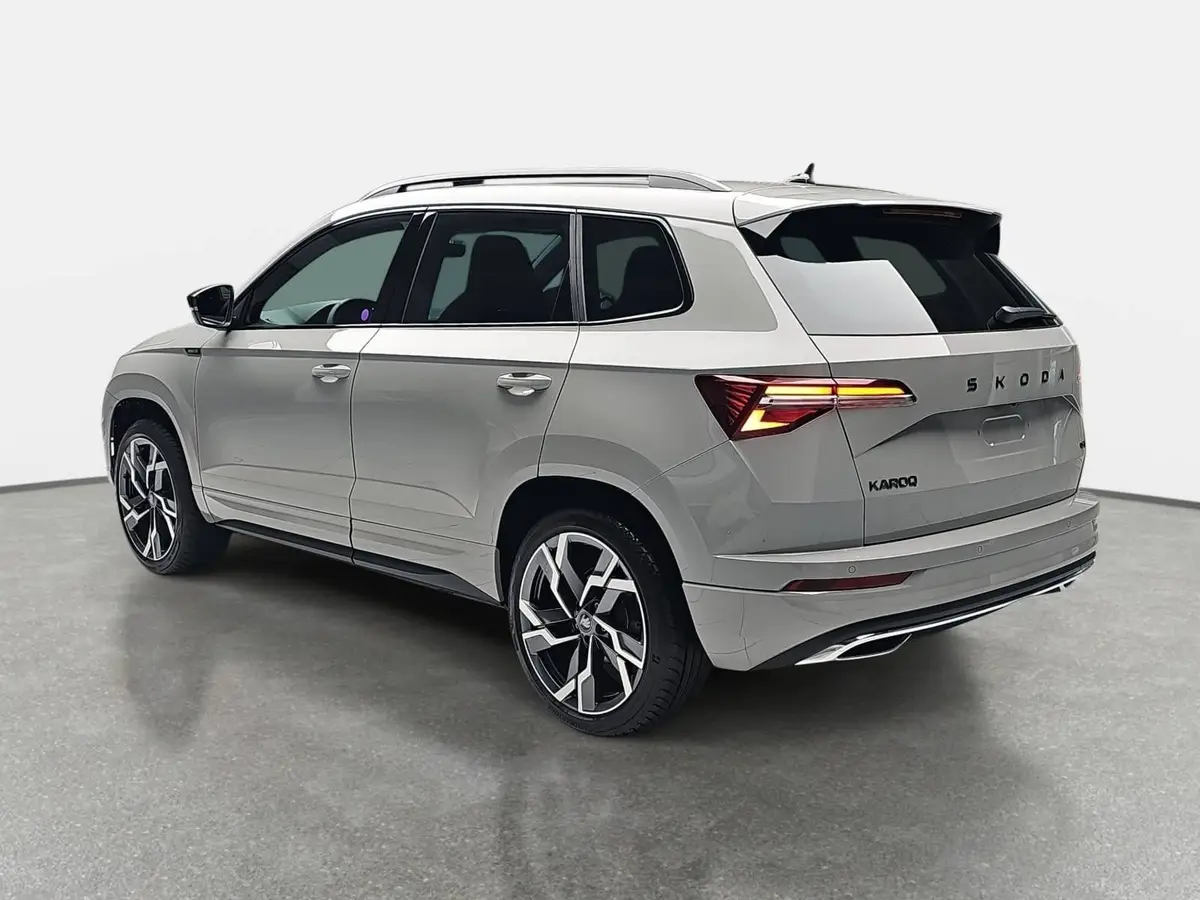 SKODA KAROQ 2.0 TSI DSG SPORTLINE 4X4 AHK PANO