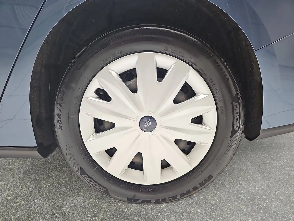 FORD FOCUS 1.0 EB TURNIER COOL&CONNECT NAVI LED