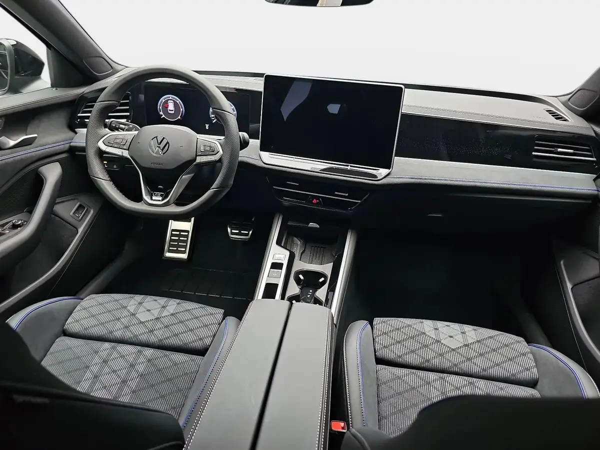 VW PASSAT VARIANT 2.0 TDI DSG R-LINE NAVI LED-MATRIX ACC PANO BLACK 