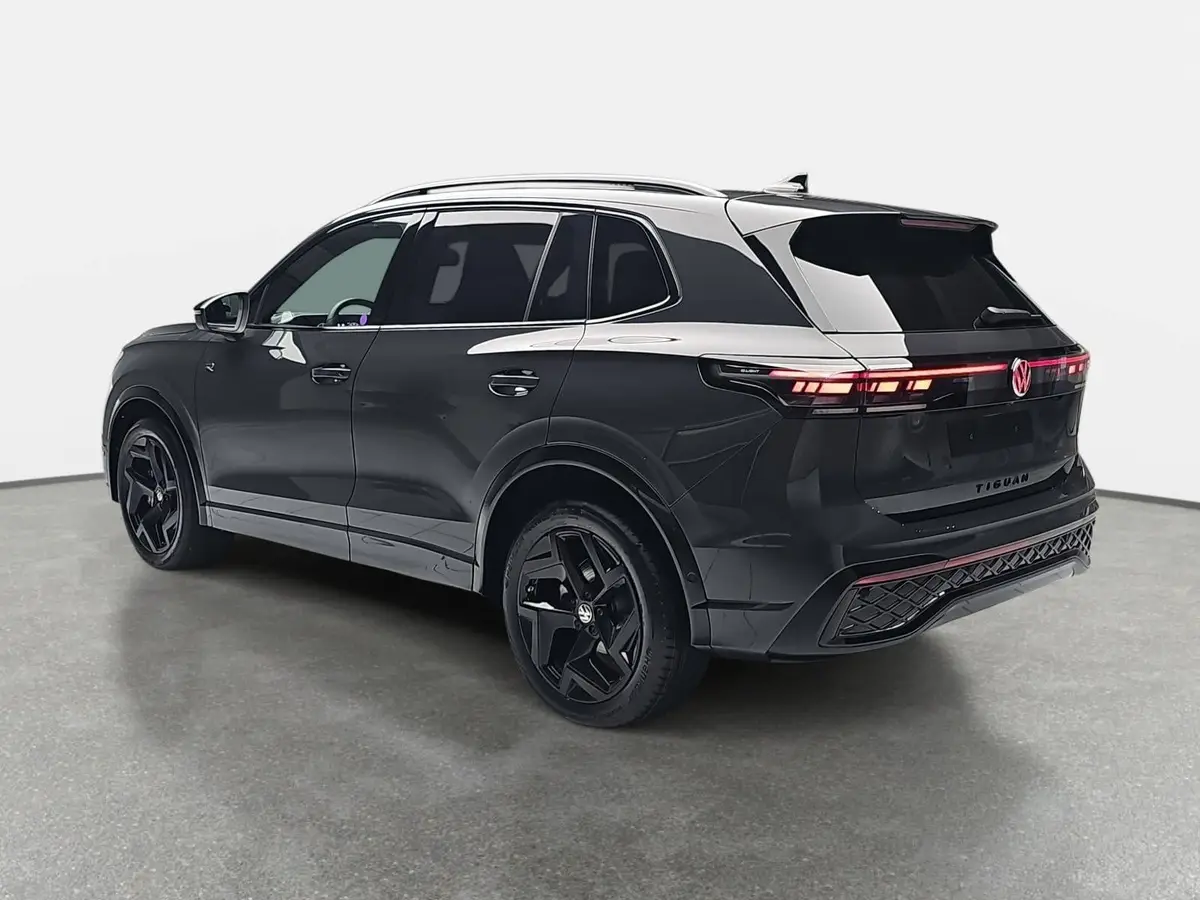 VW TIGUAN 2.0 TDI DSG R-LINE NAVI LED PANO