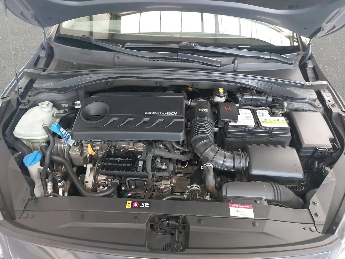 KIA CEED SW 1.4 T-GDI VISION MJ20 KOMFORT NAVI