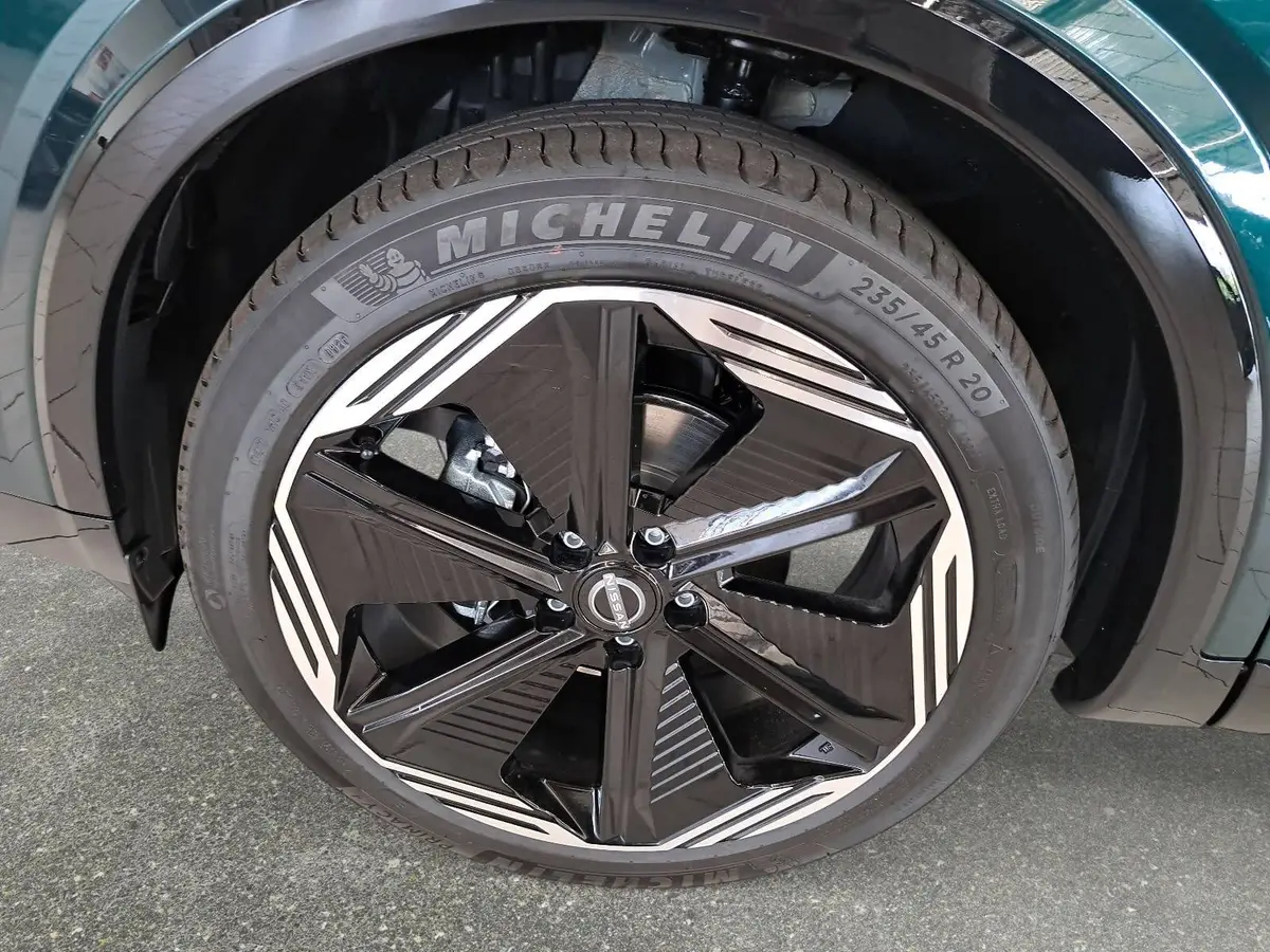 NISSAN QASHQAI 1.3 DIG-T MHEV AUTO. MJ27 TEKNA PREMIUM PAKET 2-FARBEN