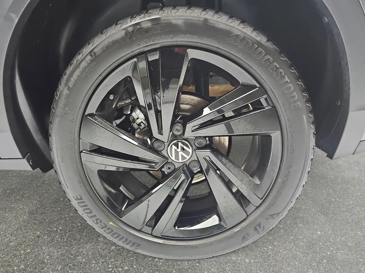 VW T-ROC 2.0 TDI DSG R-LINE NAVI LED MATRIX PANO ACC DCC AH