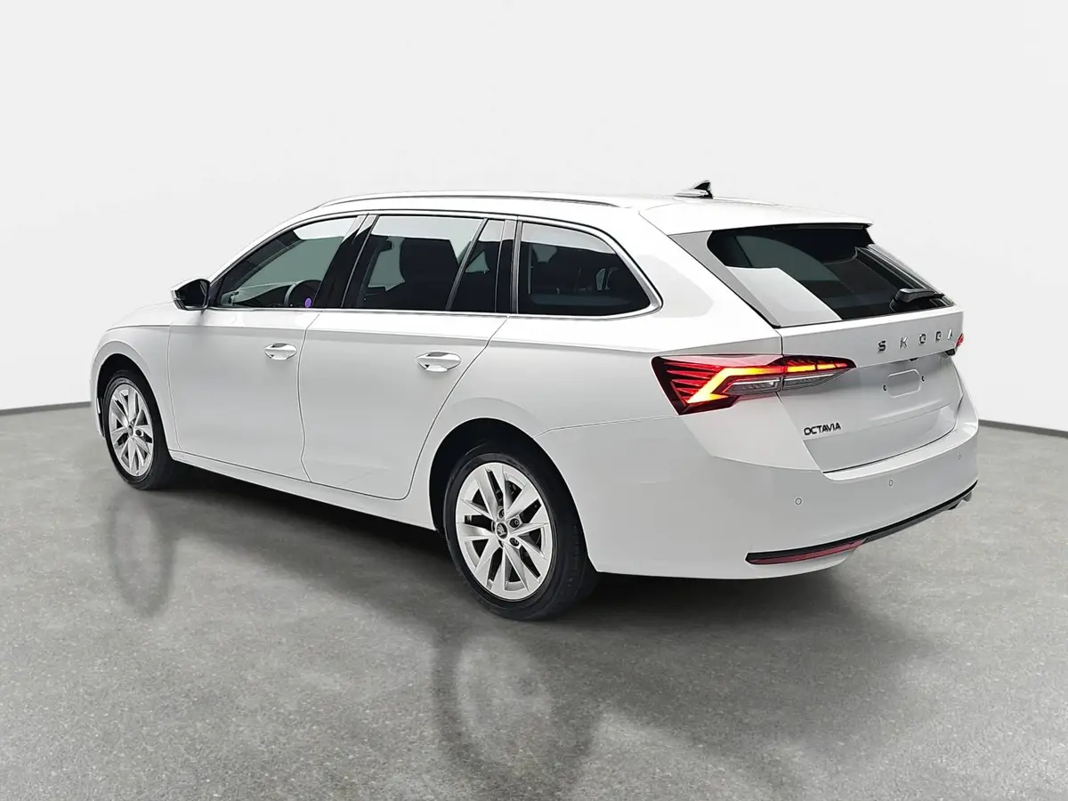 SKODA OCTAVIA COMBI 1.5 TSI ETEC DSG SELECTION NAVI LED ACC WINTER KA