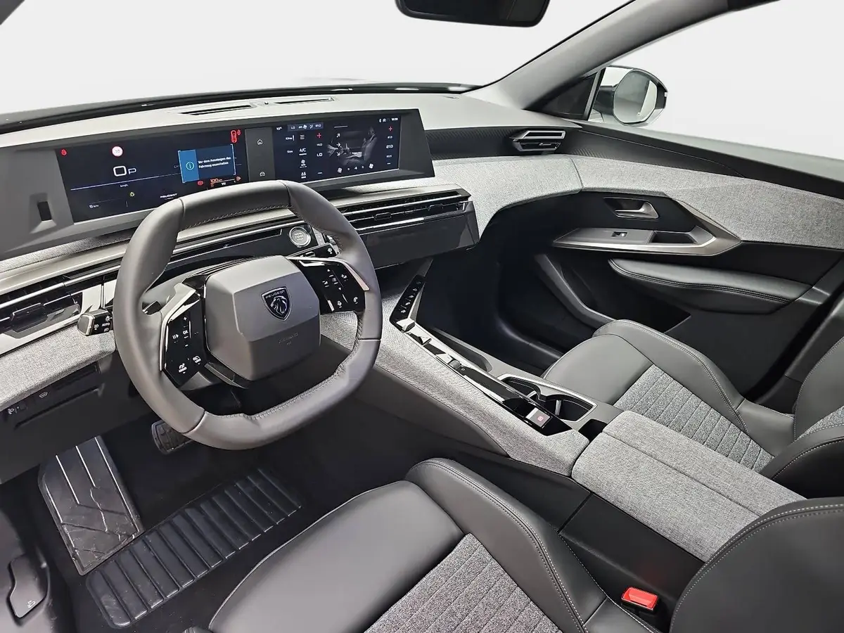 PEUGEOT 3008 1.2 HYBRID 145 E-DSC6 ALLURE LED DAB WINTER AHK LM