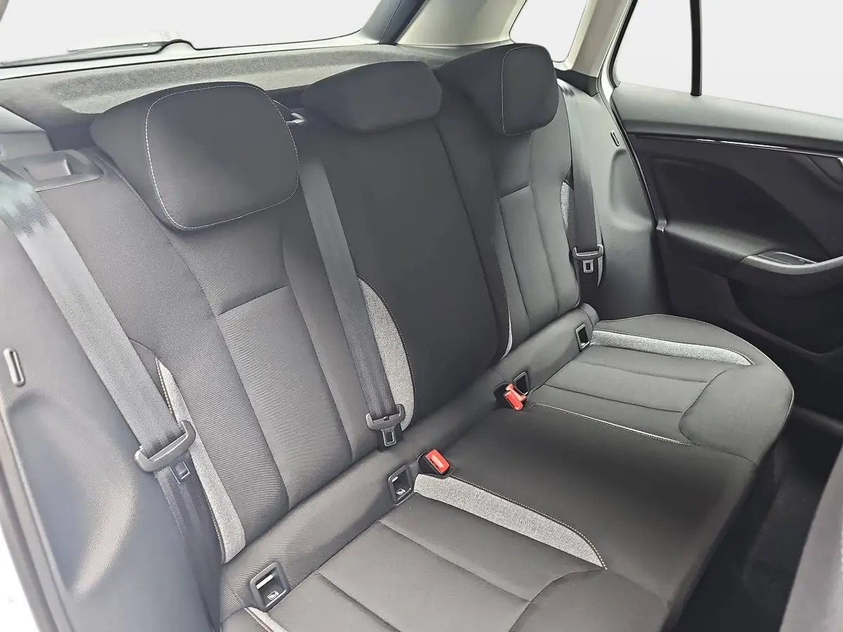 SKODA KAMIQ 1.0 TSI CLASSIC LED KLIMAAUTO PDC