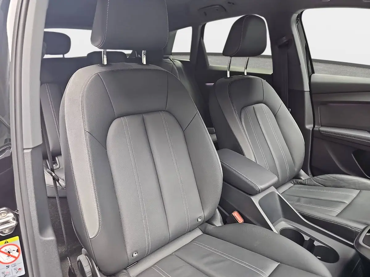 AUDI Q4 E-TRON 45 82KWH NAVI LED KAMERA LM19