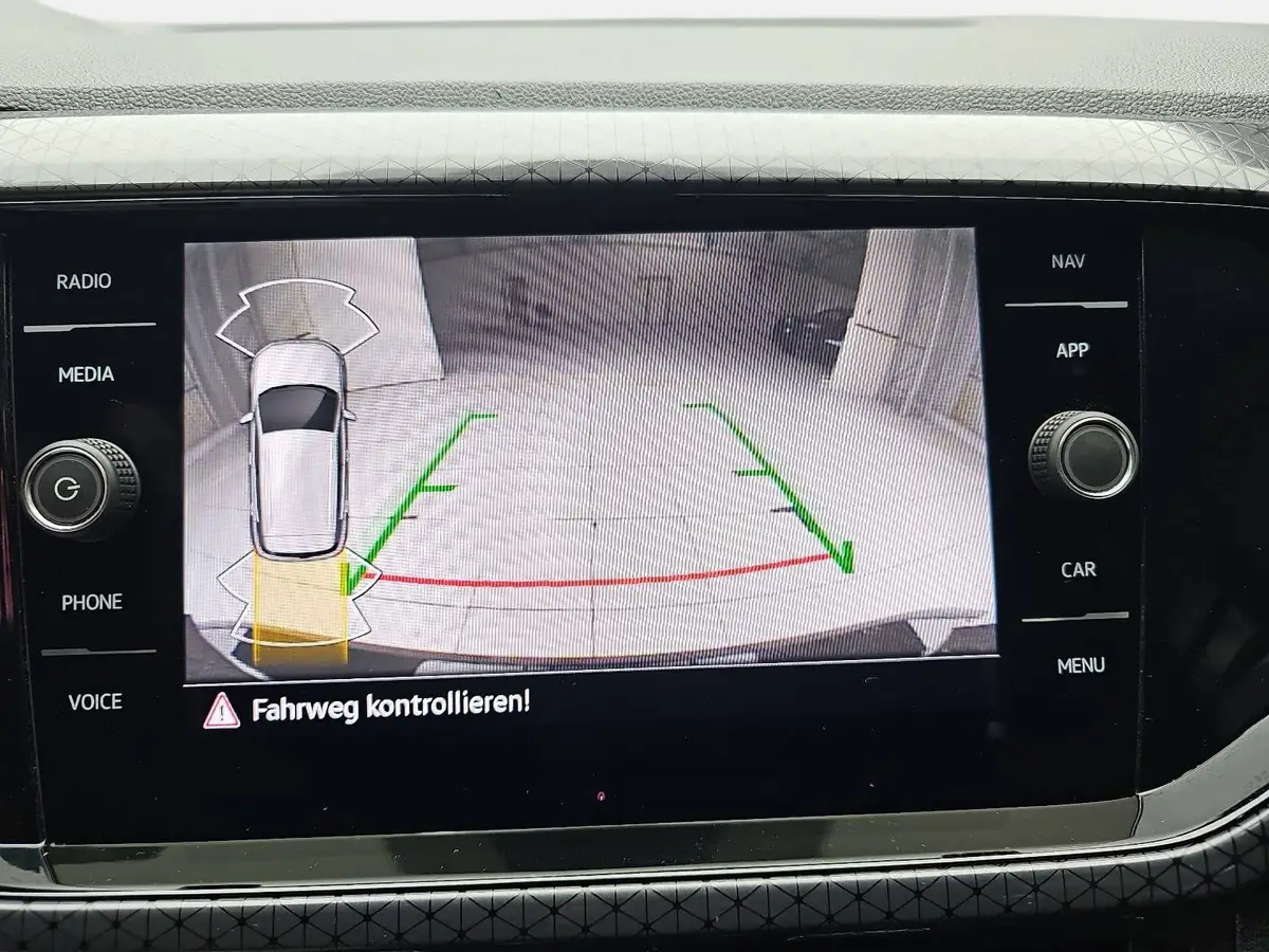 VW T-CROSS 1.0 TSI STYLE NAVI LED ACC KAMERA LM17