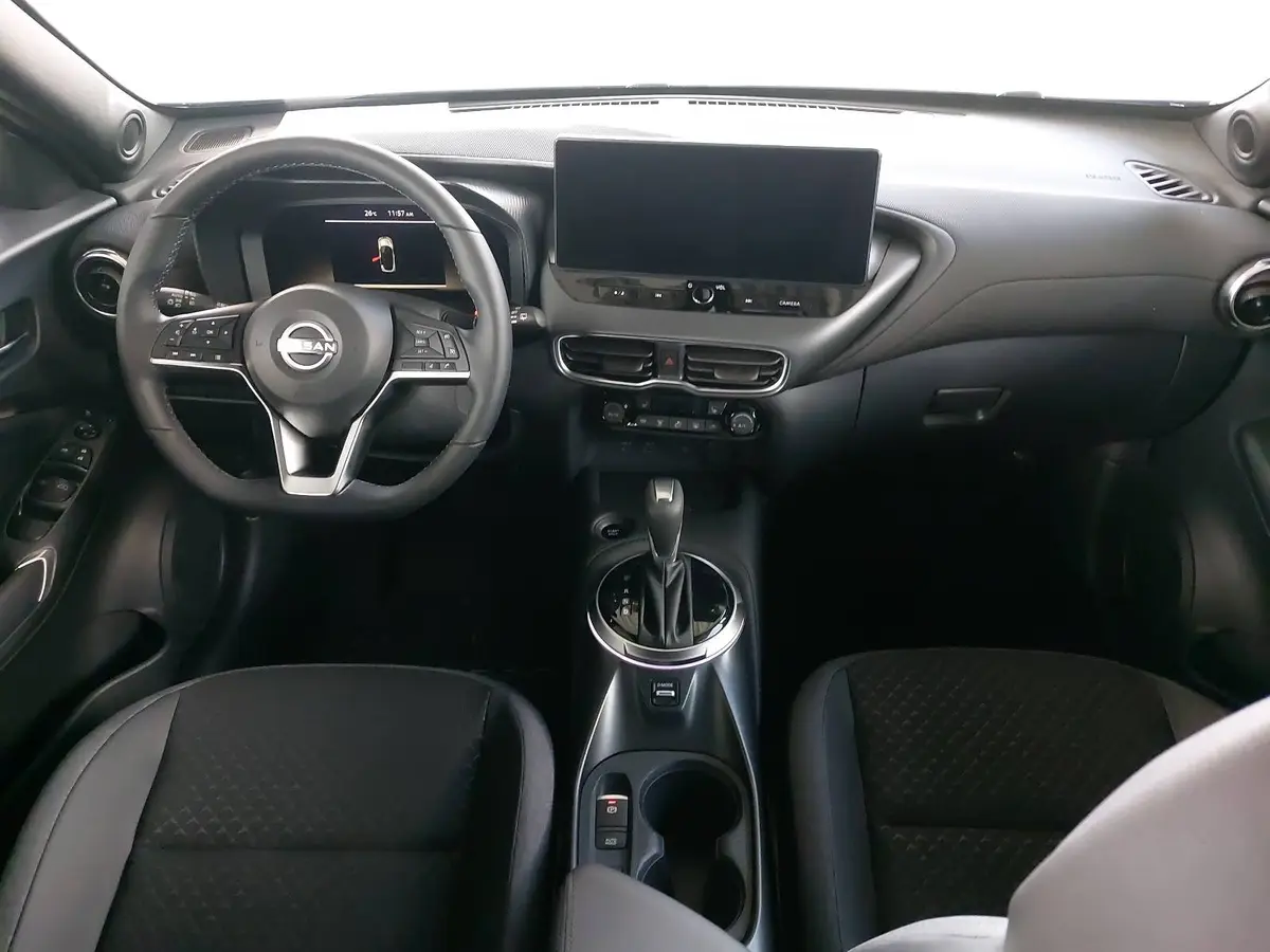 NISSAN JUKE 1.6 HYBRID AUTO. N-CONNECTA WINTER 2-FARBEN