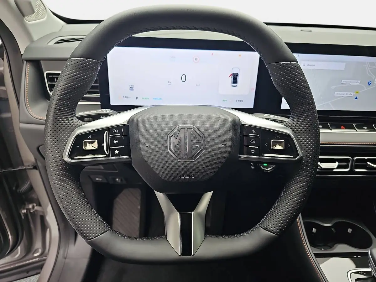 MG HS 1.5 HYBRID+ MY25.5 LUXURY LEDER 360-GRAD-KAMERA 19-ZOLL-LM