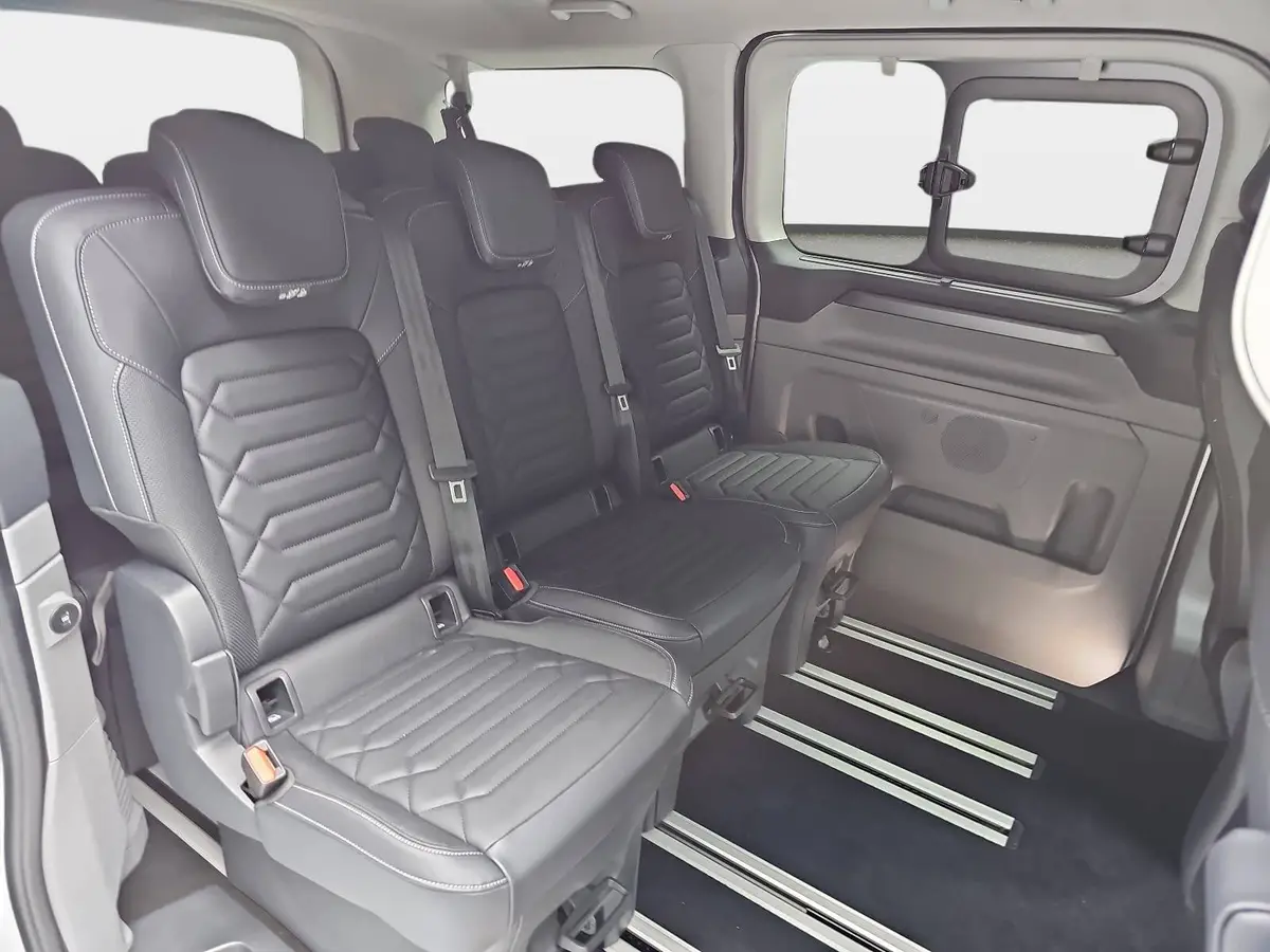 FORD TOURNEO CUSTOM 2.0 ECOBLUE AUTO. L1 TITANIUM X NAVI LED AHK