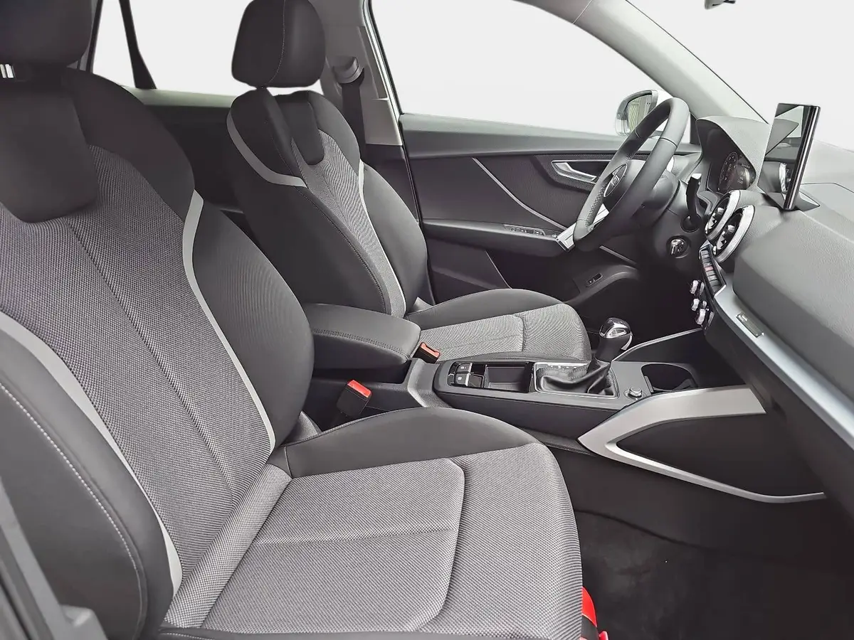 AUDI Q2 35 TFSI S-TRONIC S LINE NAVI LED ACC EL.HECKKL. WI