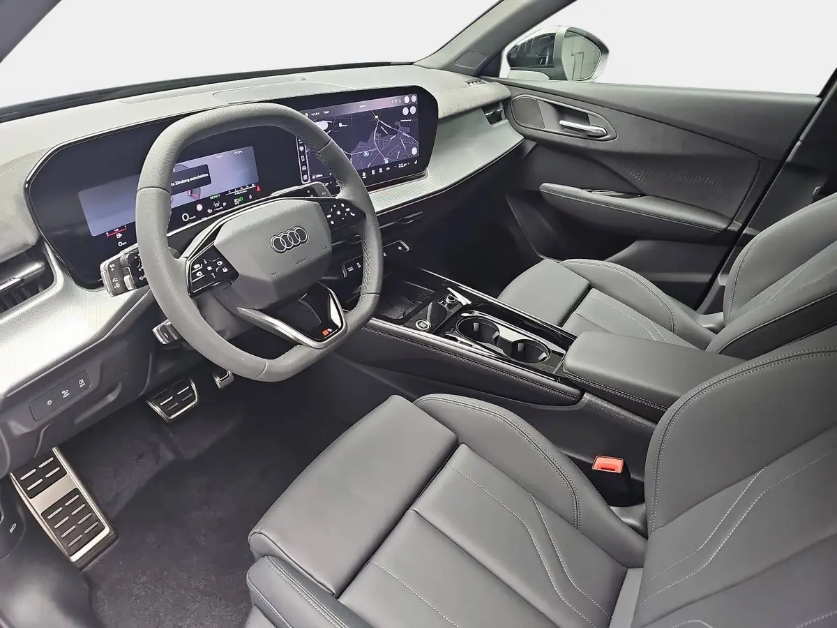 AUDI Q3 TDI S-TRONIC S-LINE NAVI LED-PLUS PANO