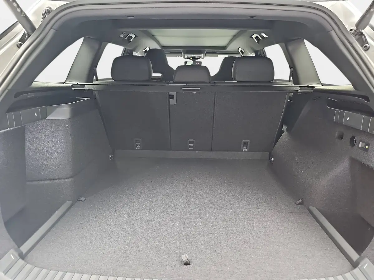 SKODA KODIAQ 1.5 TSI DSG IV PHEV SPORTLINE AHK PANO LM