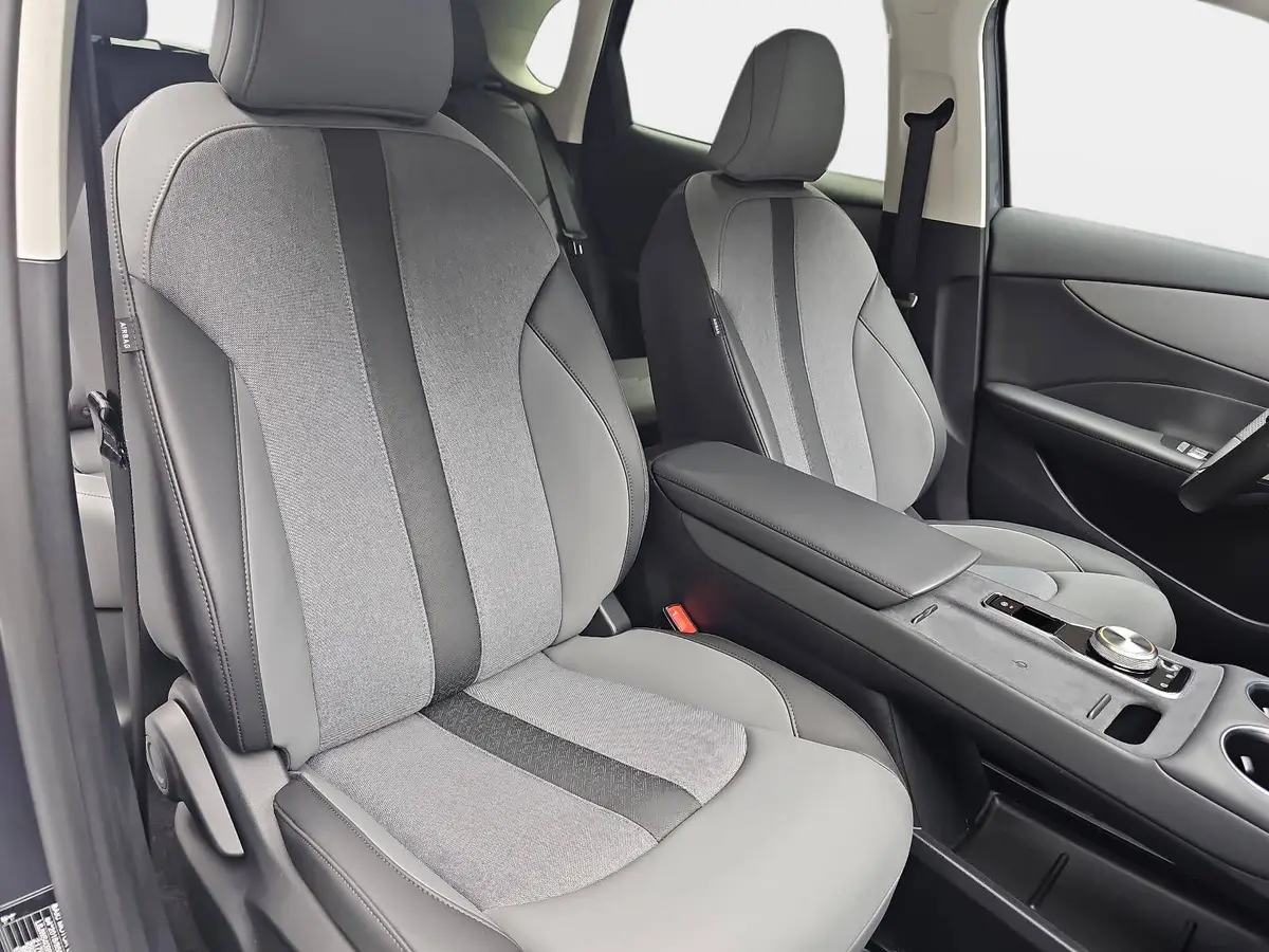 MG S5 EV 64 KWH MY25 LUXURY