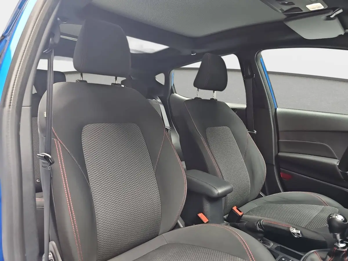 FORD FIESTA 1.5 TDCI ST-LINE NAVI PANO KAMERA
