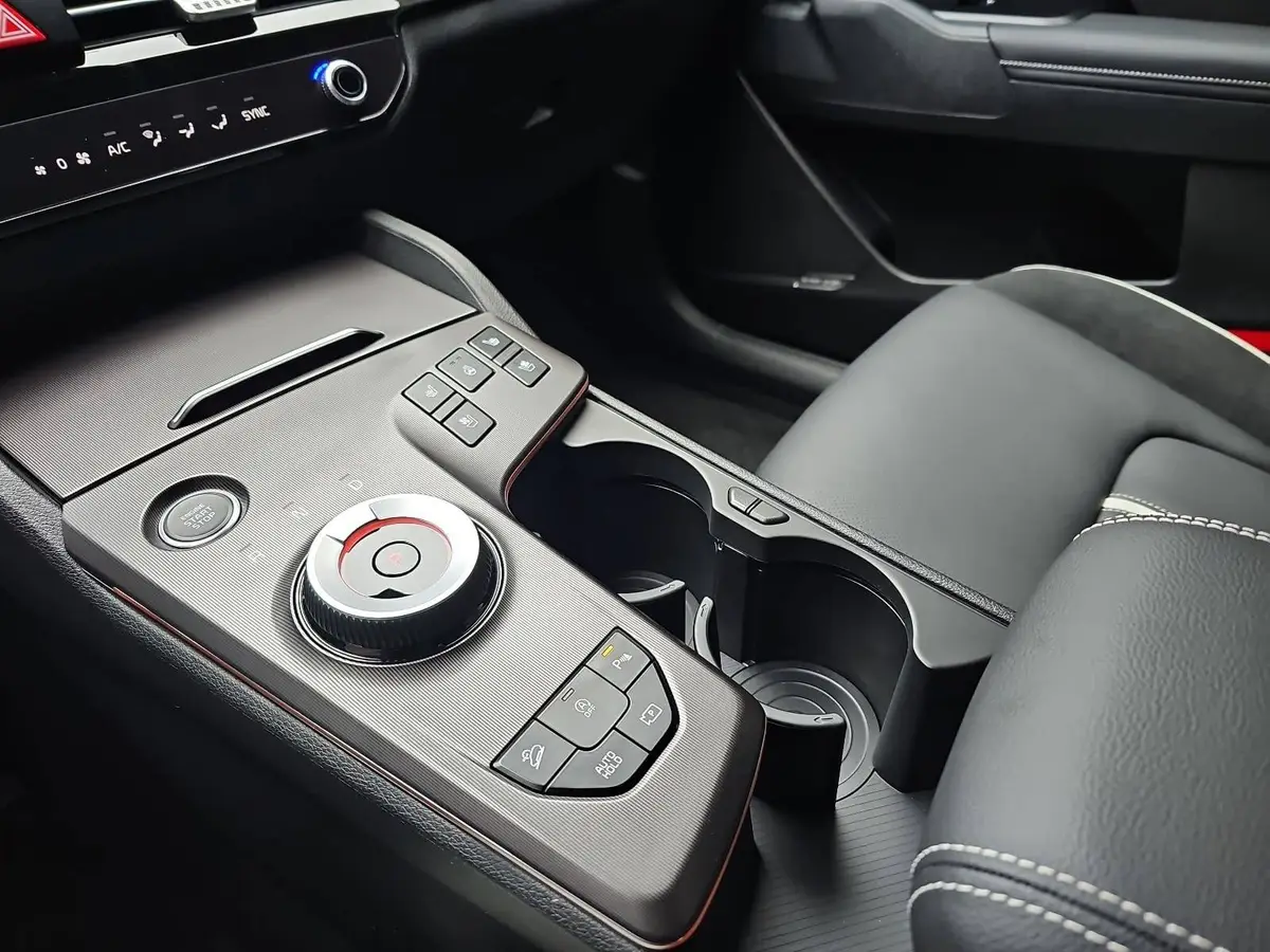 KIA SPORTAGE 1.6 T-GDI 150 2WD DCT GT-LINE MJ26 DRIVEWISE SOUND