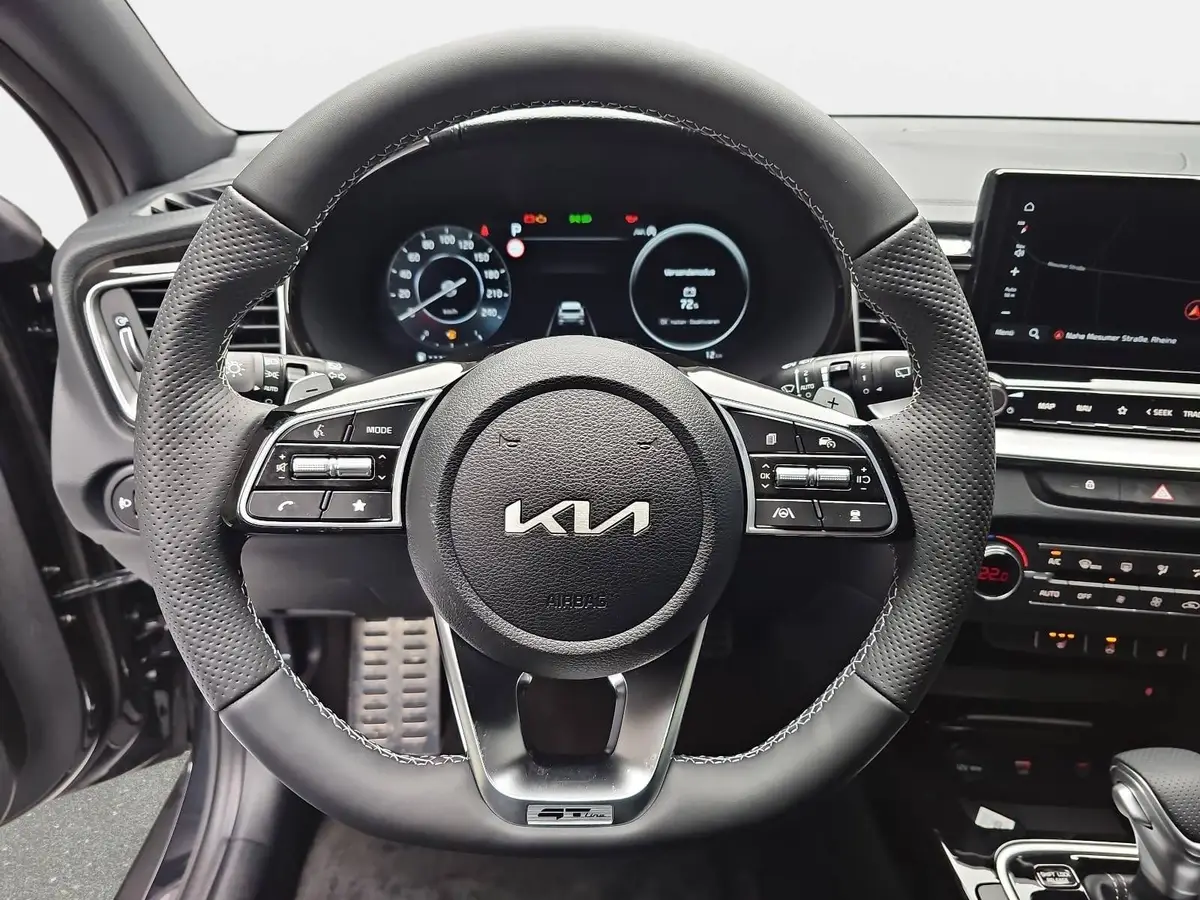 KIA XCEED 1.6 T-GDI 150 DCT GT-LINE MJ26 LEDER GLASDACH