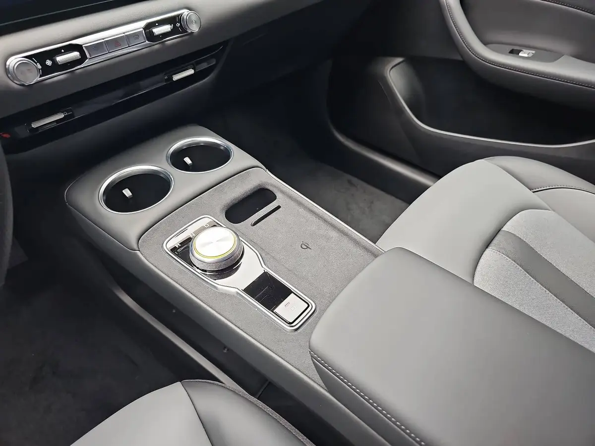 MG S5 EV 64 KWH MY25 LUXURY