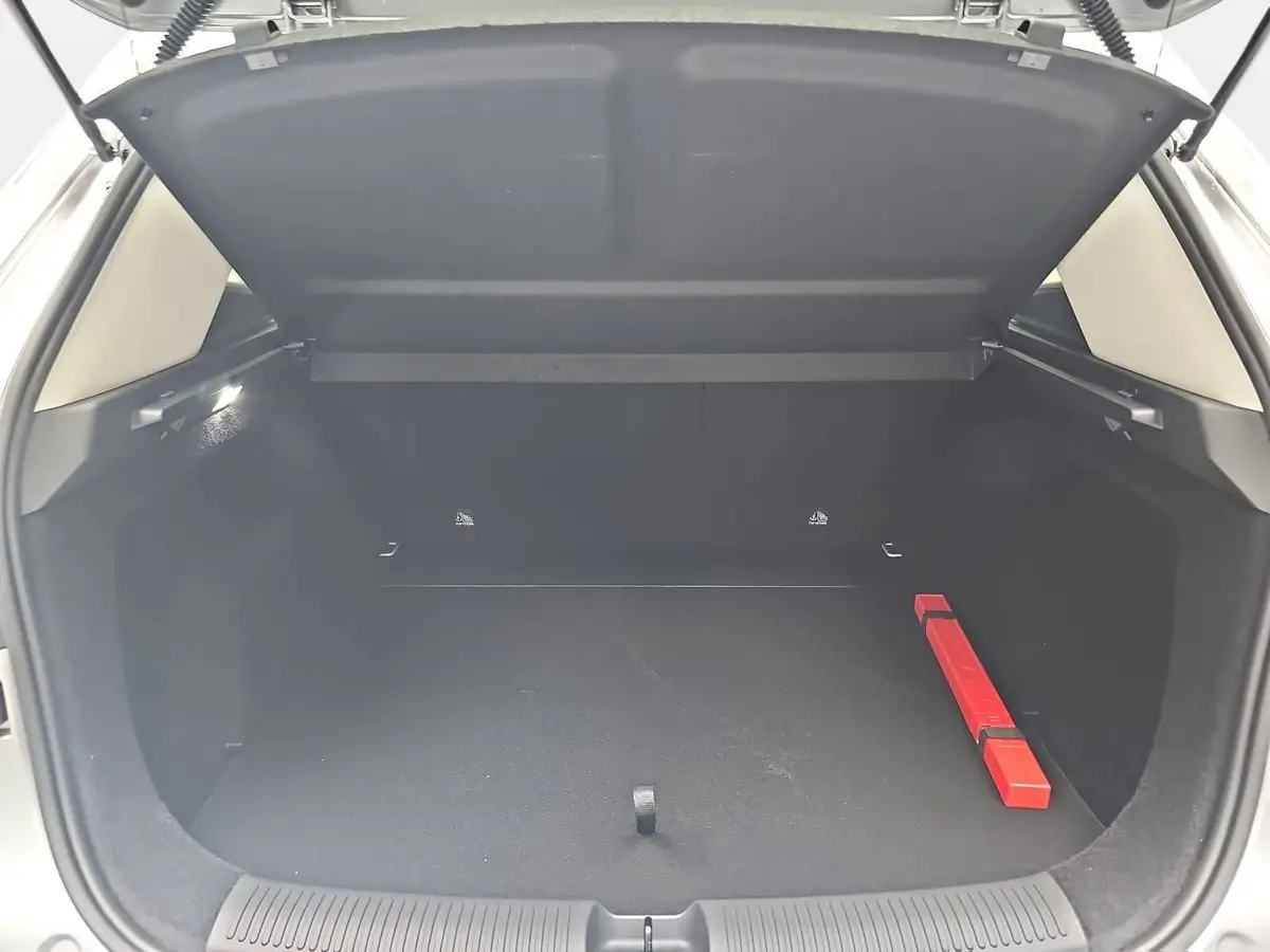 MG ZS 1.5 VTI-TECH COMFORT NAVI LM17 KEYLESS-ENTRY
