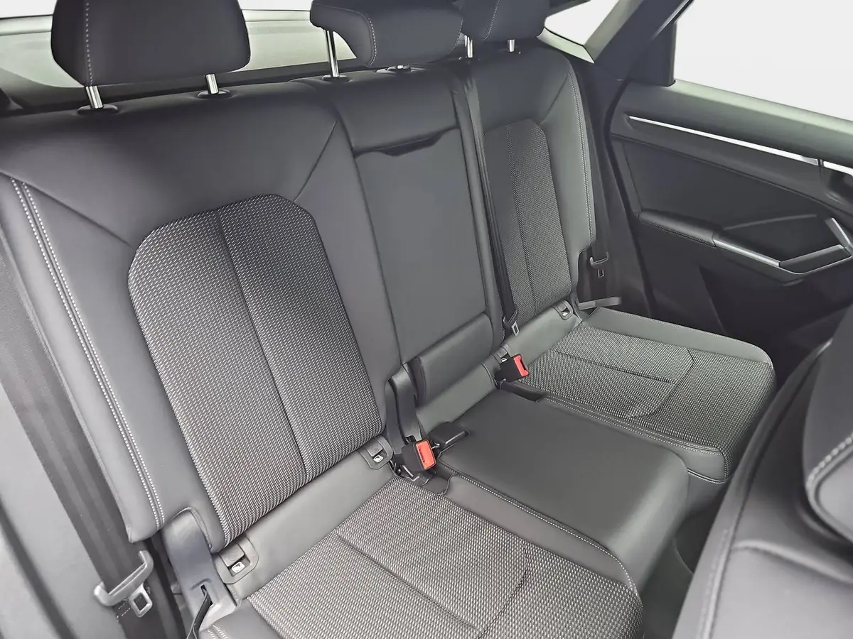 AUDI Q3 SPORTBACK 35 TFSI S-TRONIC S LINE NAVI LED PANO AC