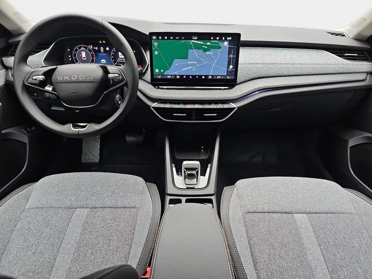 SKODA OCTAVIA COMBI 1.5 TSI ETEC DSG SELECTION NAVI LED ACC WINTER KA