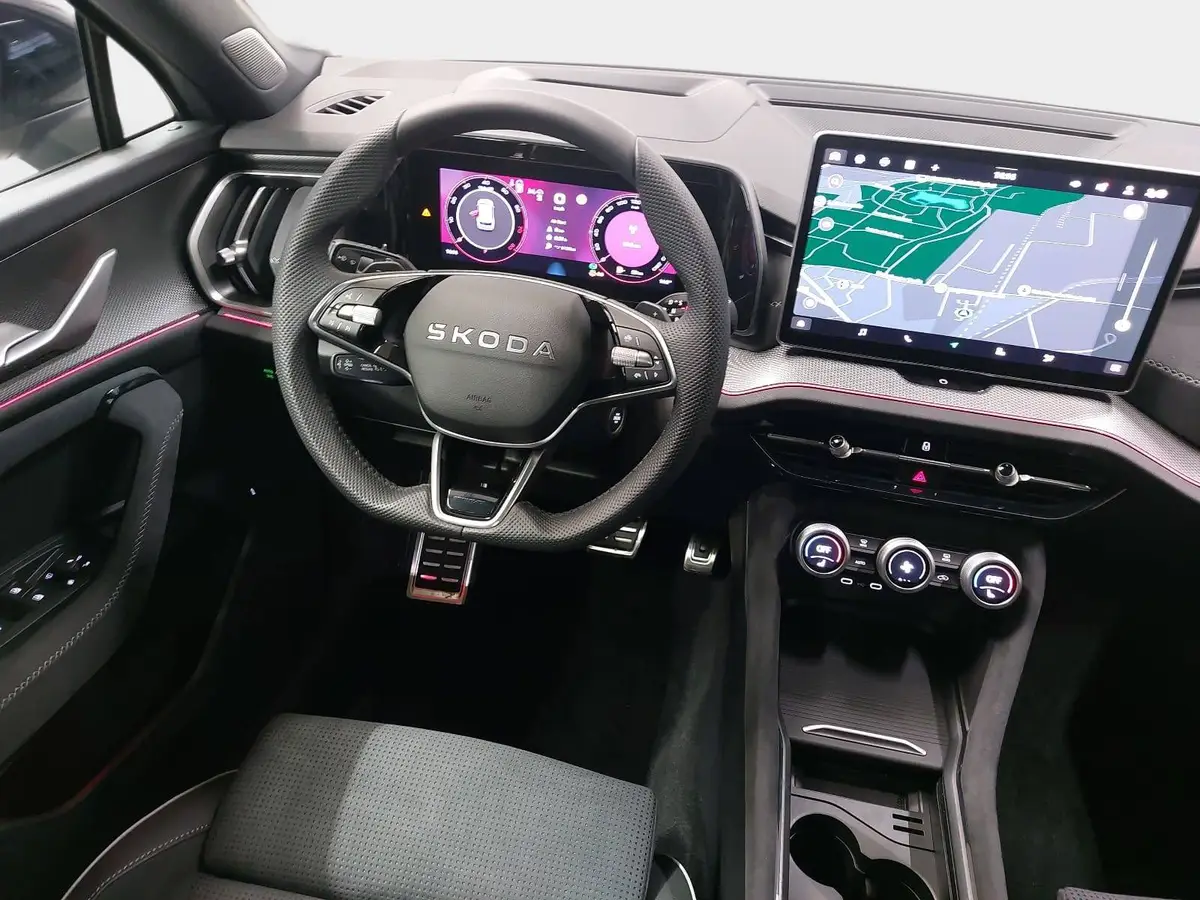 SKODA KODIAQ 1.5 TSI DSG SPORTLINE NAVI LED ACC PANO WINTER AHK