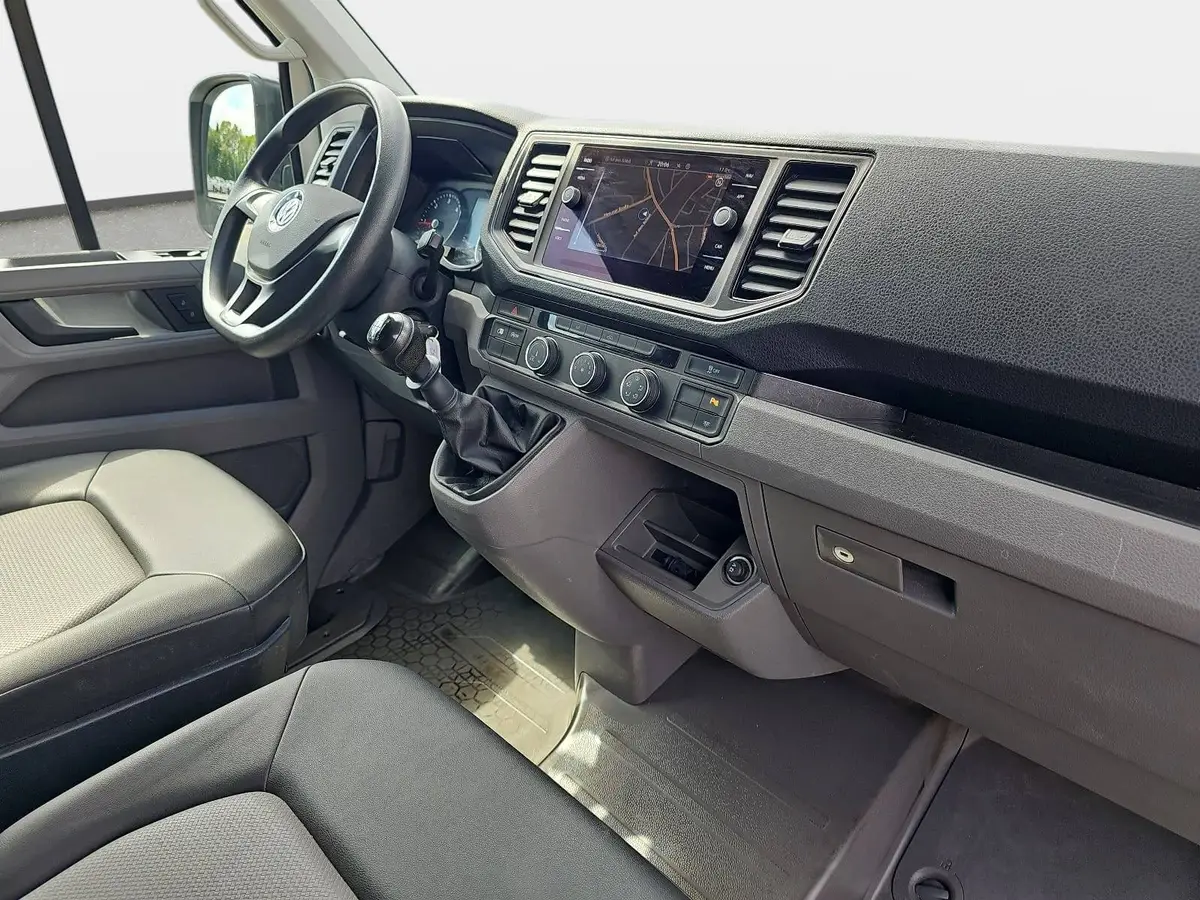 VW CRAFTER 35 TDI L4H3 FWD NAVI KLIMA 3-SITZER PDC AHK