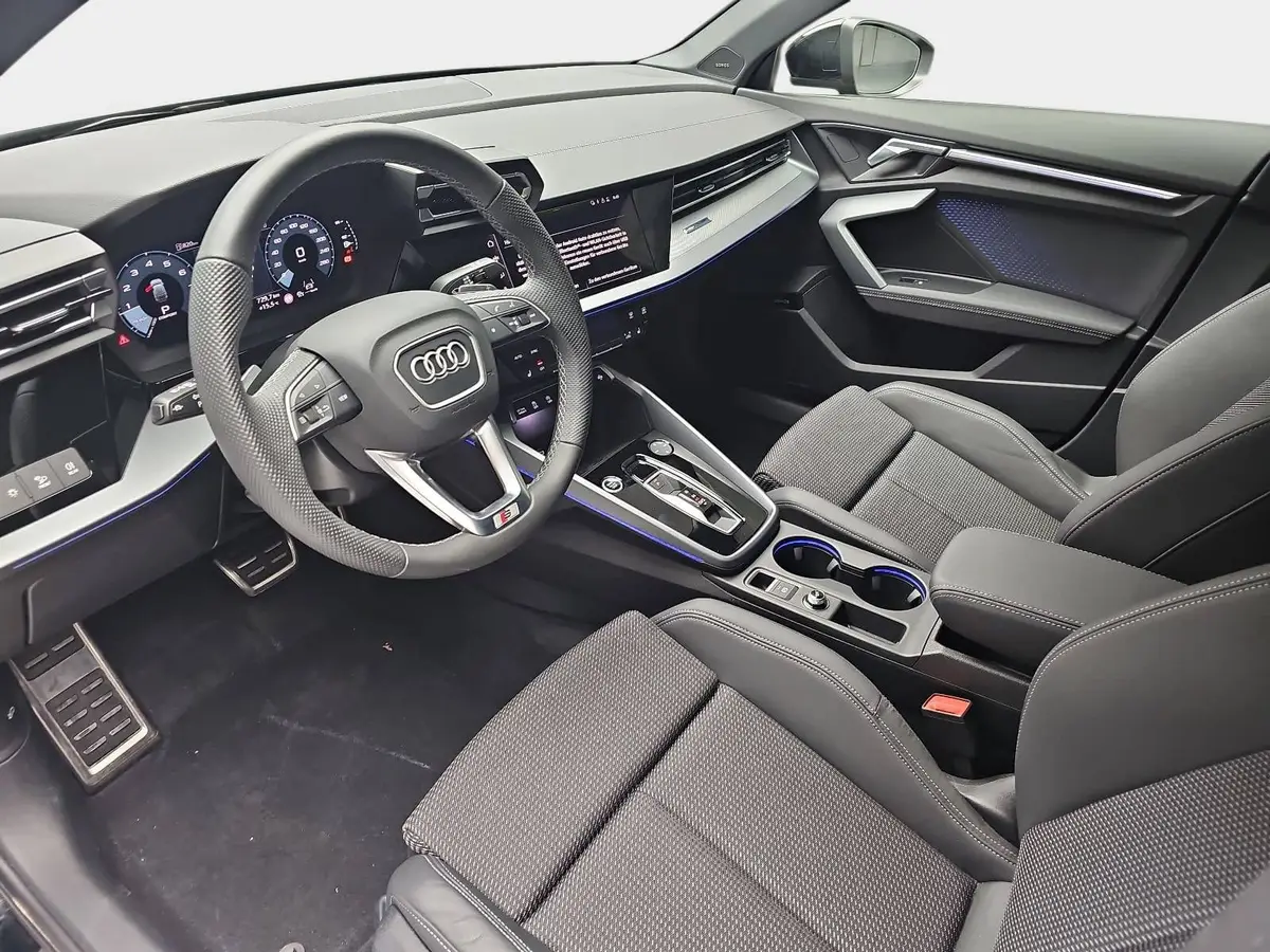 AUDI A3 35 TFSI DSG SPORTBACK S LINE LED KAMERA LM18