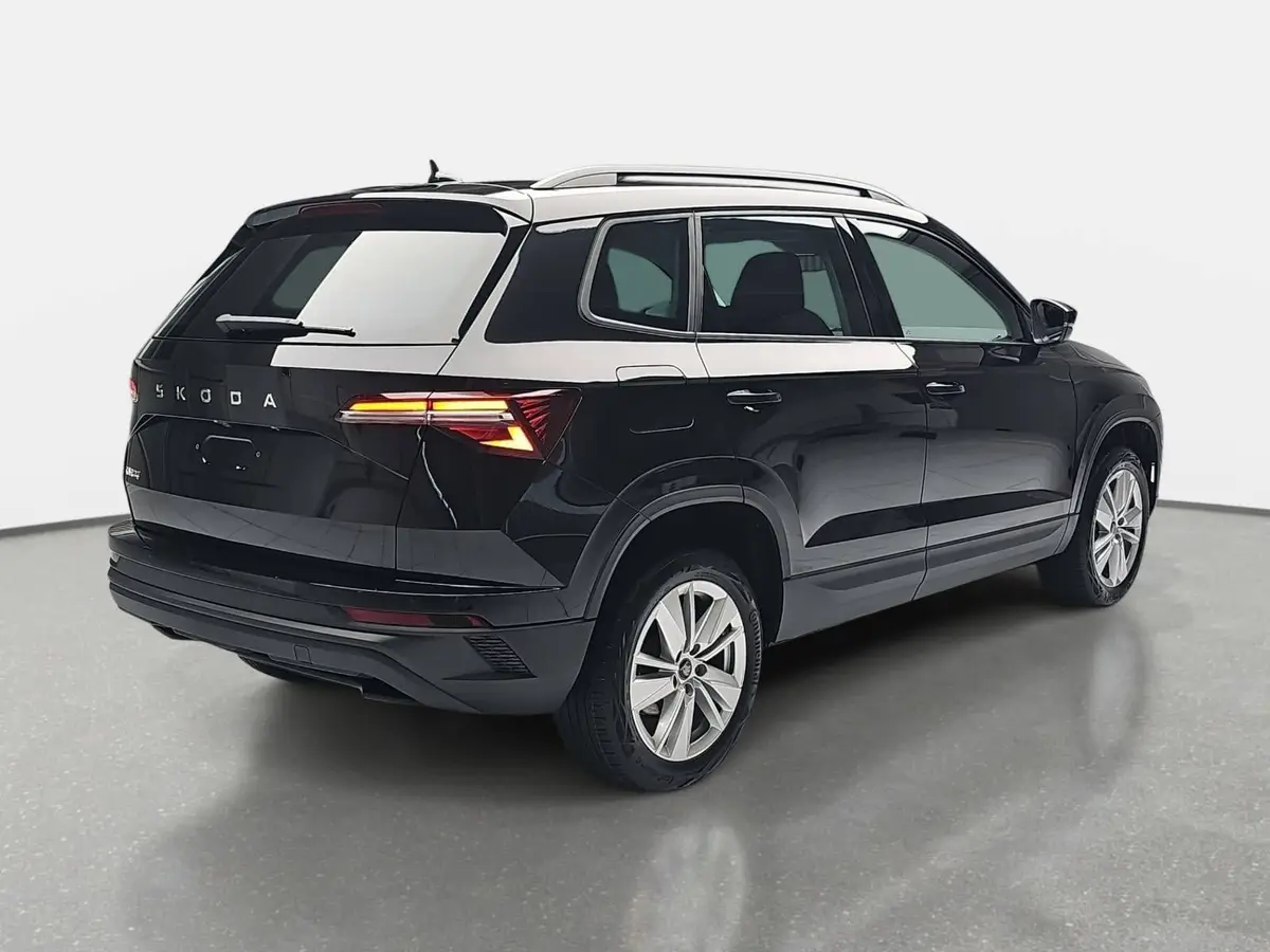 SKODA KAROQ 2.0 TDI DSG FAMILY LED KAMERA LM17