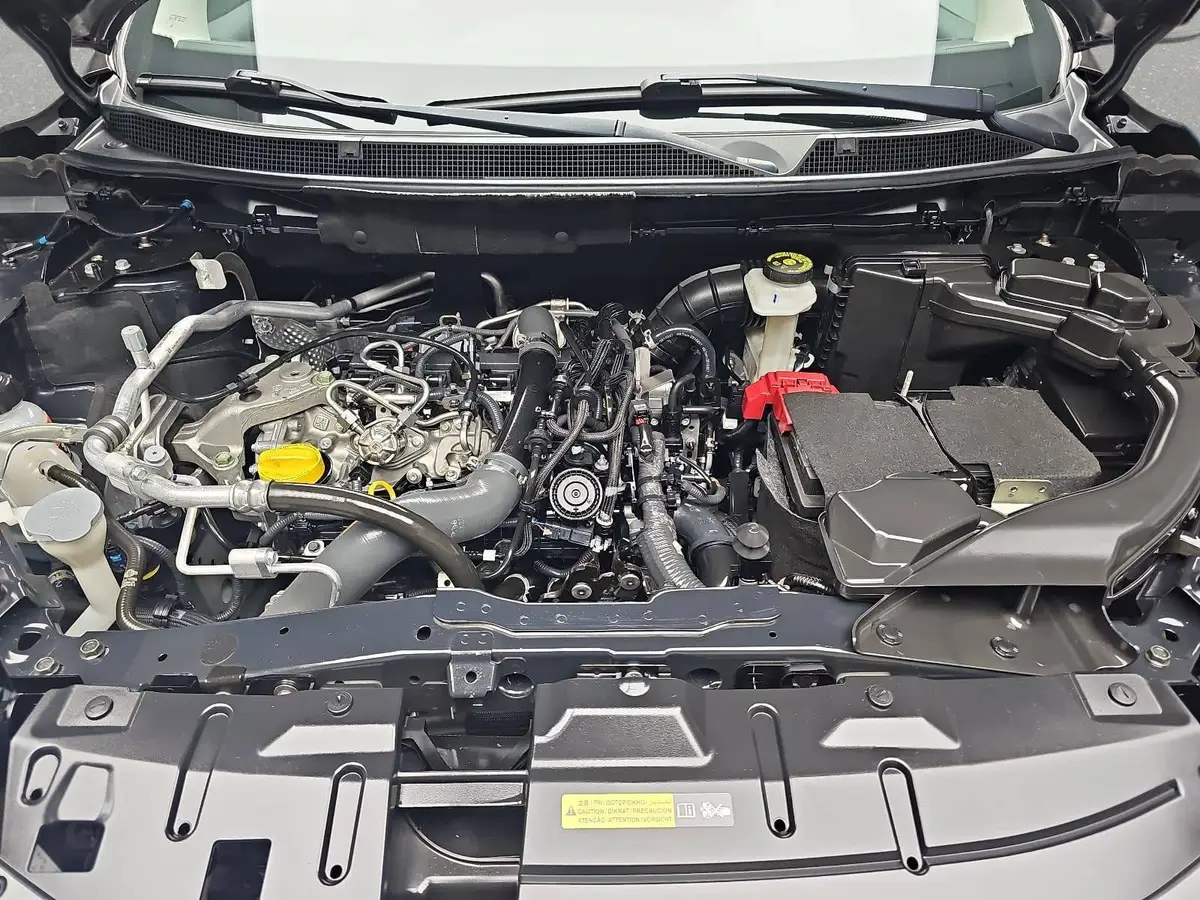 NISSAN QASHQAI 1.3 DIG-T N-CONNECTA PANORAMA RELING WINTER